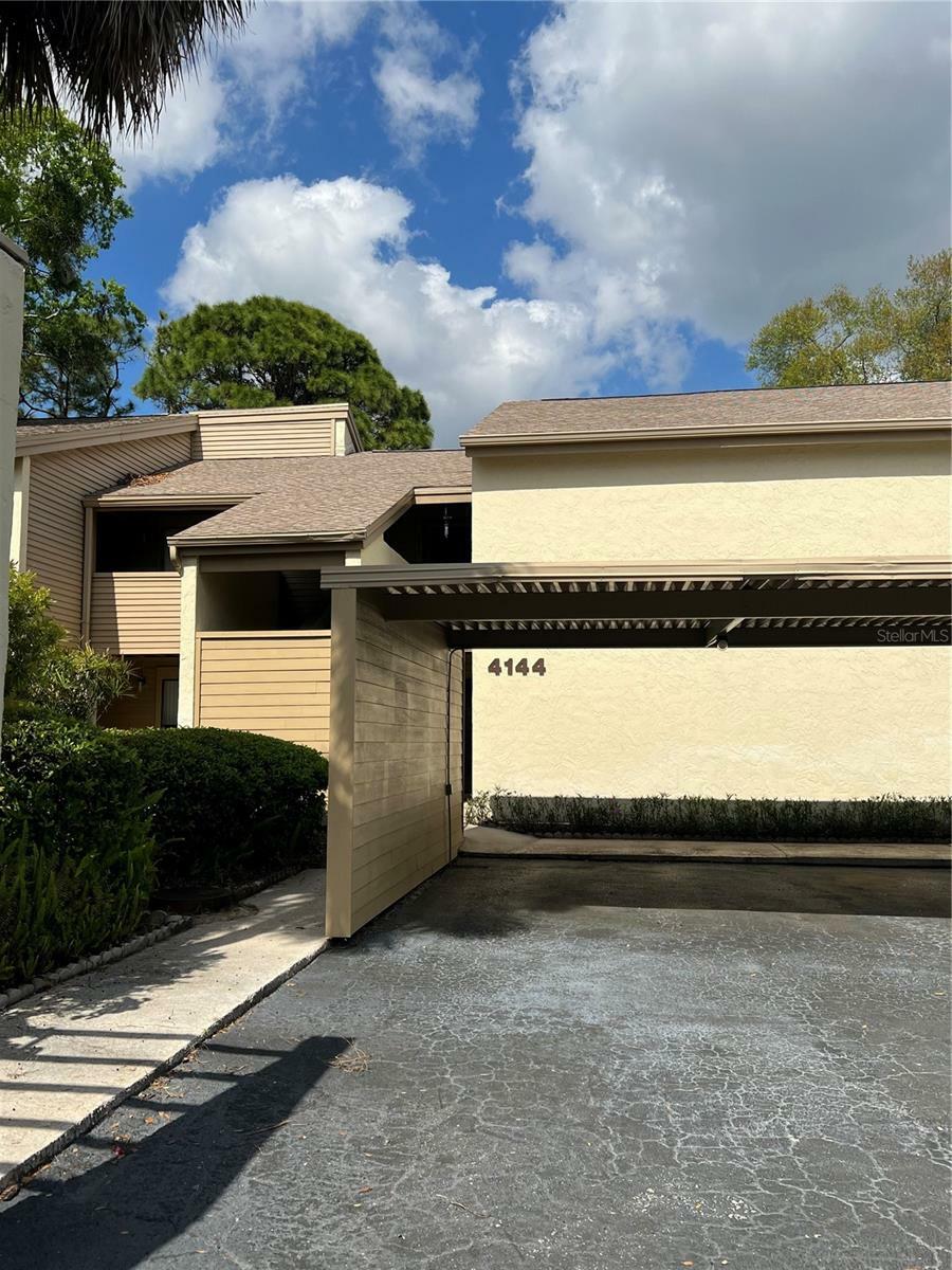 Property Photo: 4144 Pinelake Lane 102 FL 33618