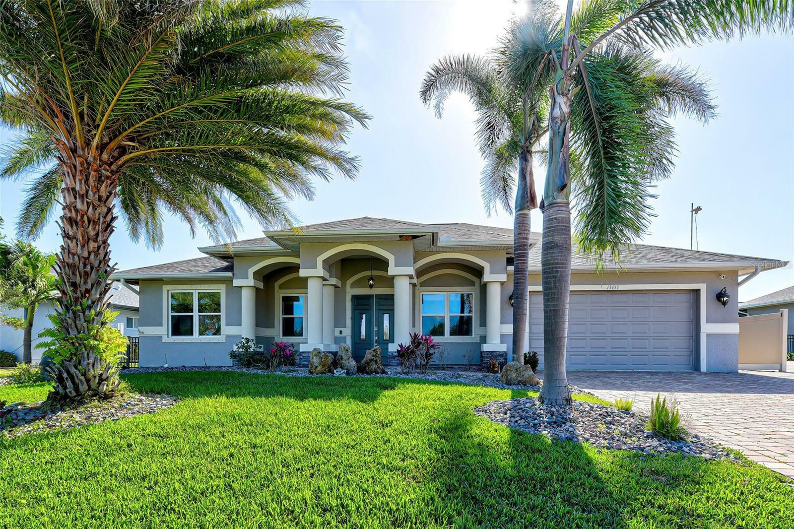 Property Photo:  13457 Blake Drive  FL 33981 