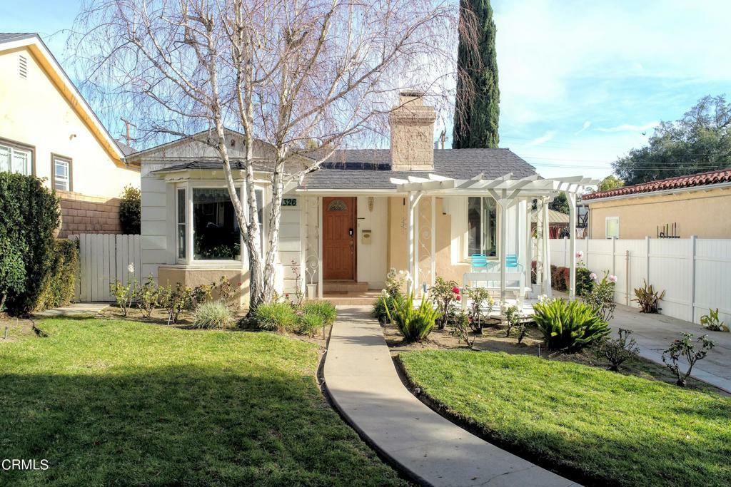 Property Photo:  1326 Alameda Avenue  CA 91201 