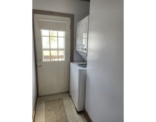 Property Photo:  34 Millbury St 2  MA 01519 