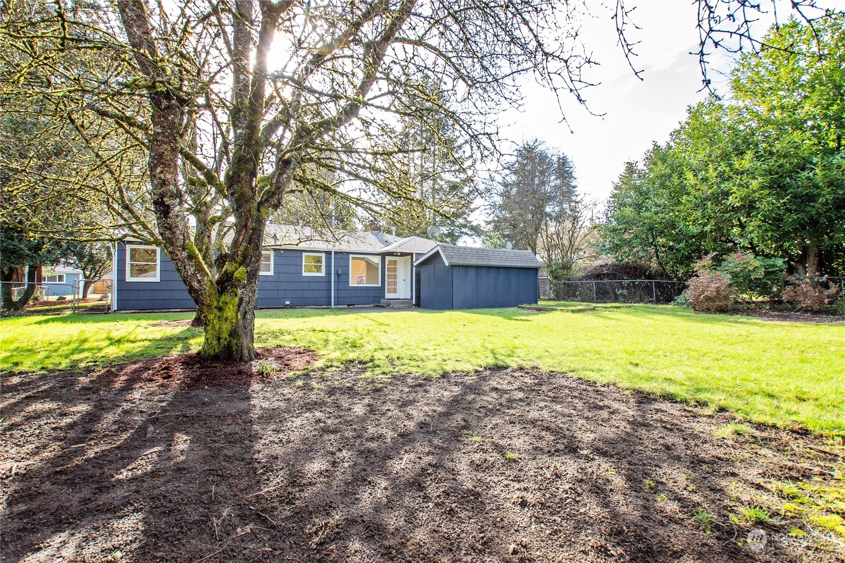 Property Photo:  4532 14th Way SE  WA 98503 