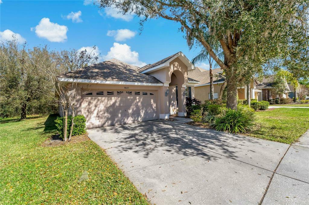 Property Photo: 30635 Pumpkin Ridge Drive FL 33543