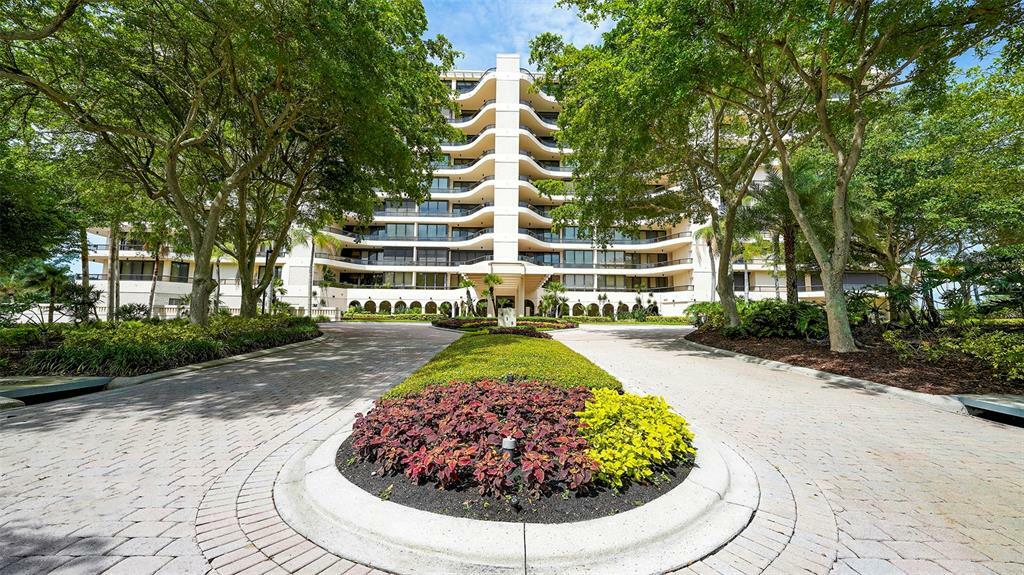 Property Photo: 415 L Ambiance Drive C504 FL 34228