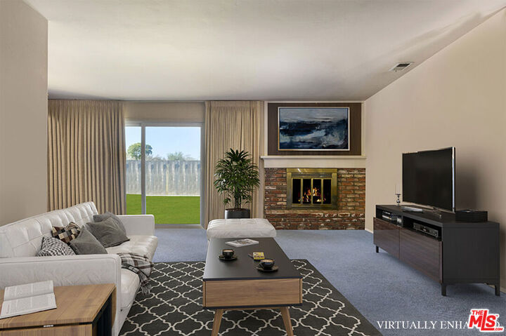 Property Photo: 883 Gwyne Avenue CA 93111