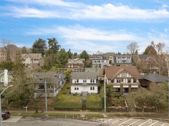 Property Photo: 919 23rd Avenue E WA 98112