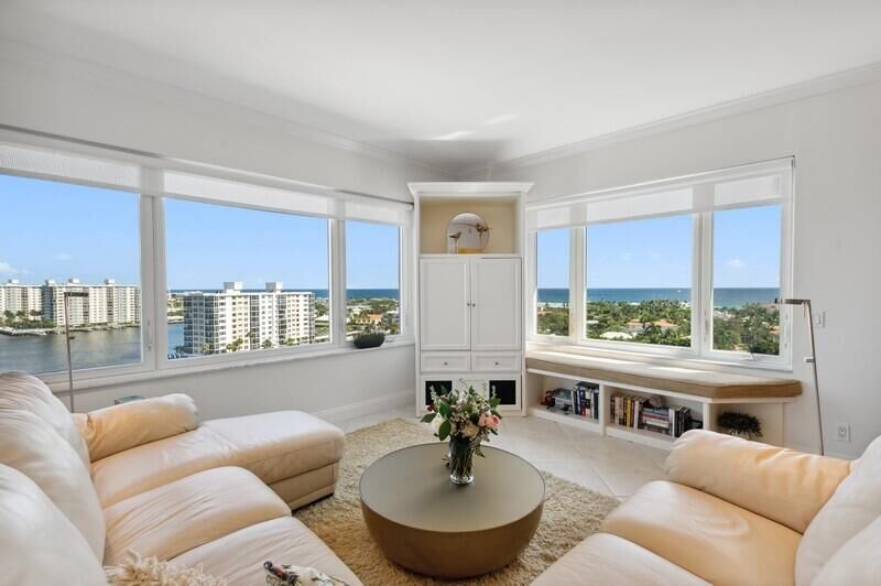 Property Photo: 555 SE 6th Avenue Ph-G FL 33483