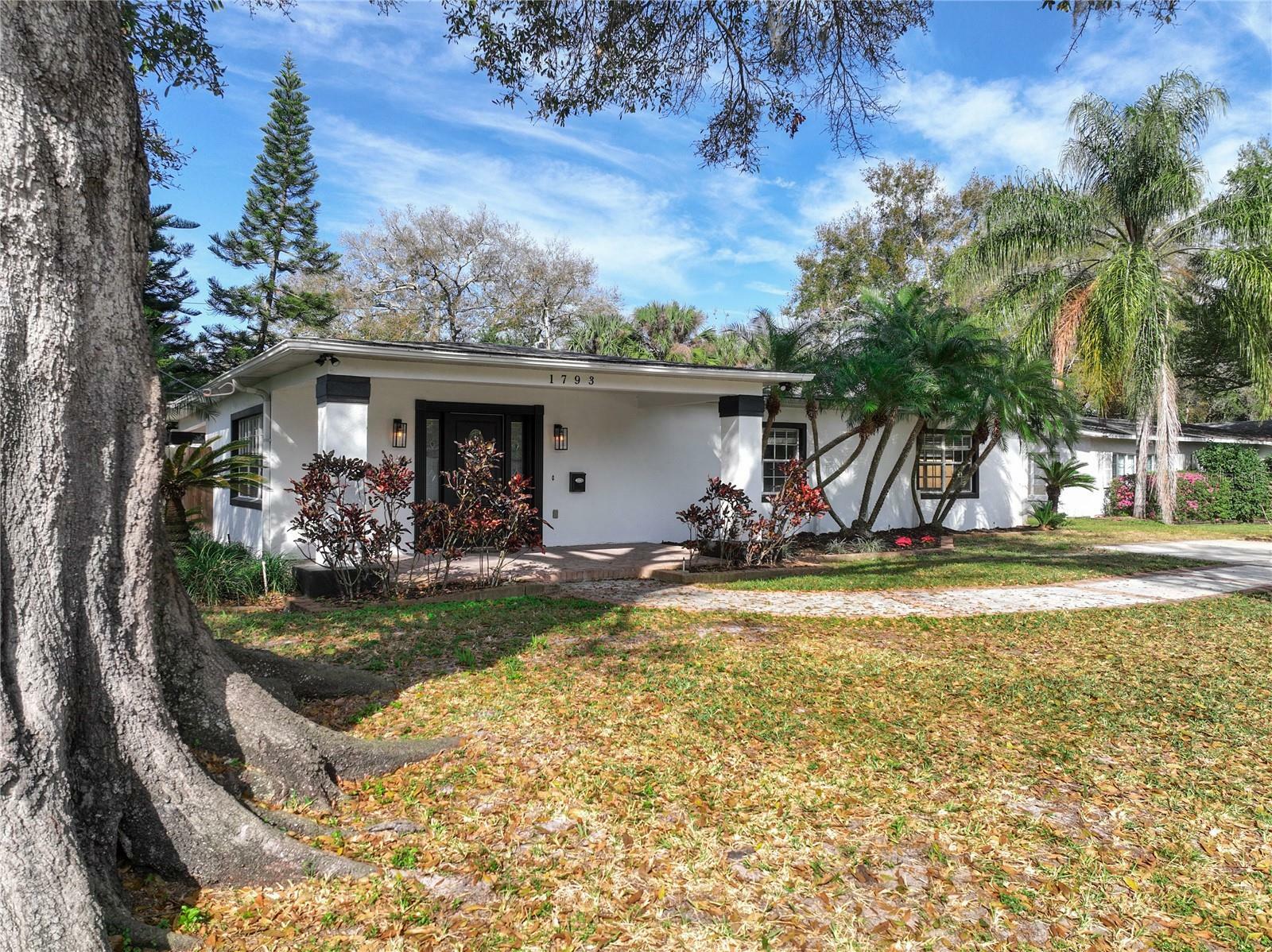 Property Photo:  1793 Pineview Circle  FL 32792 