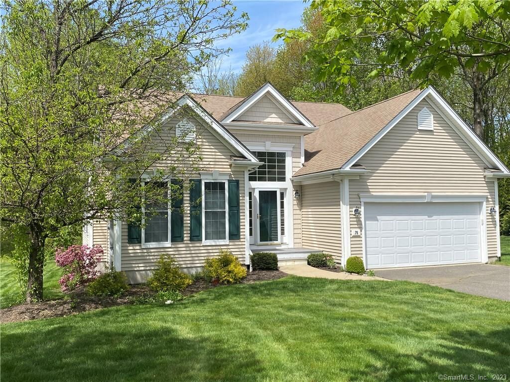 Property Photo:  76 Links Way 76  CT 06478 