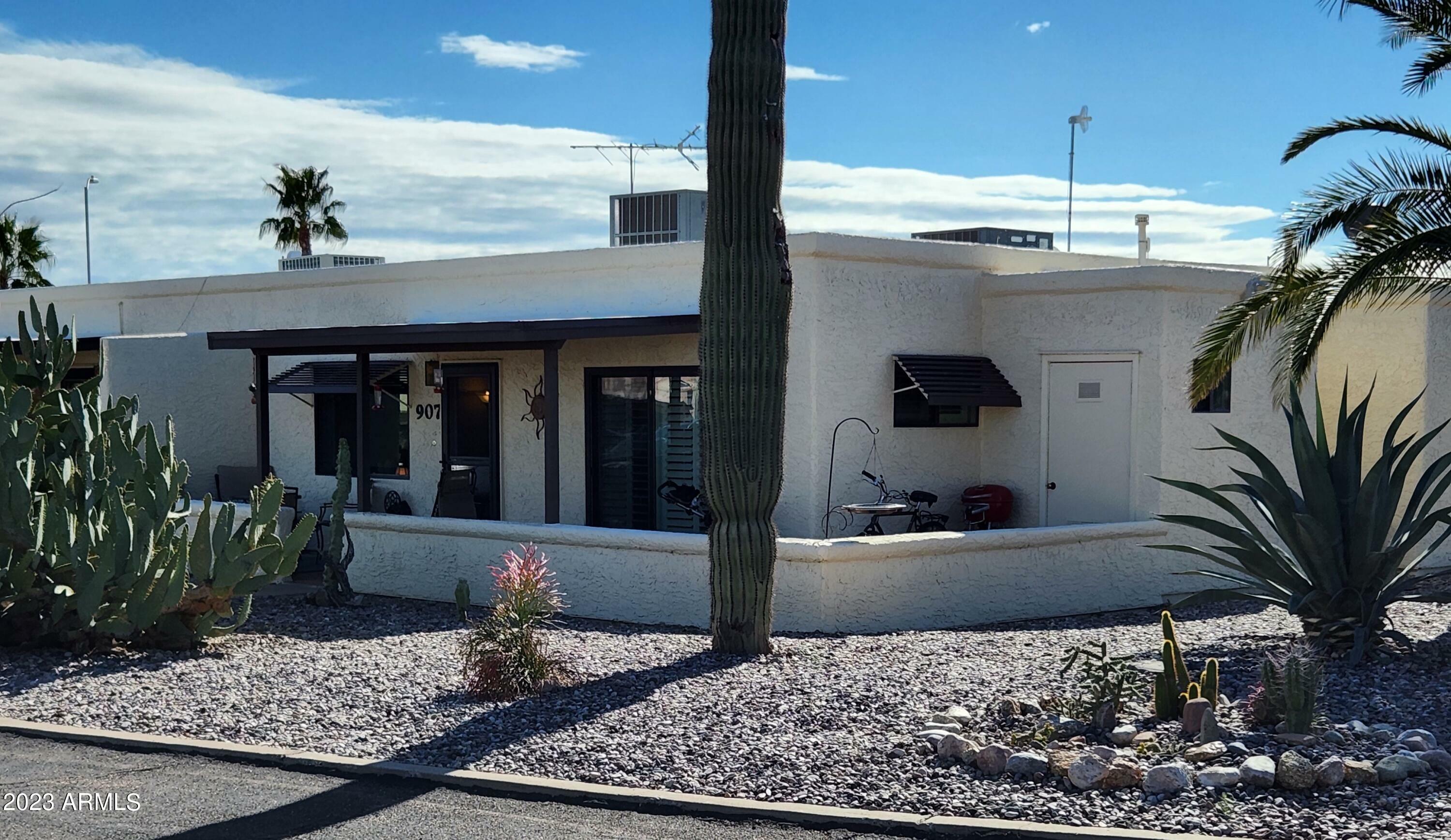 Property Photo:  907 E Lancaster Circle  AZ 85132 