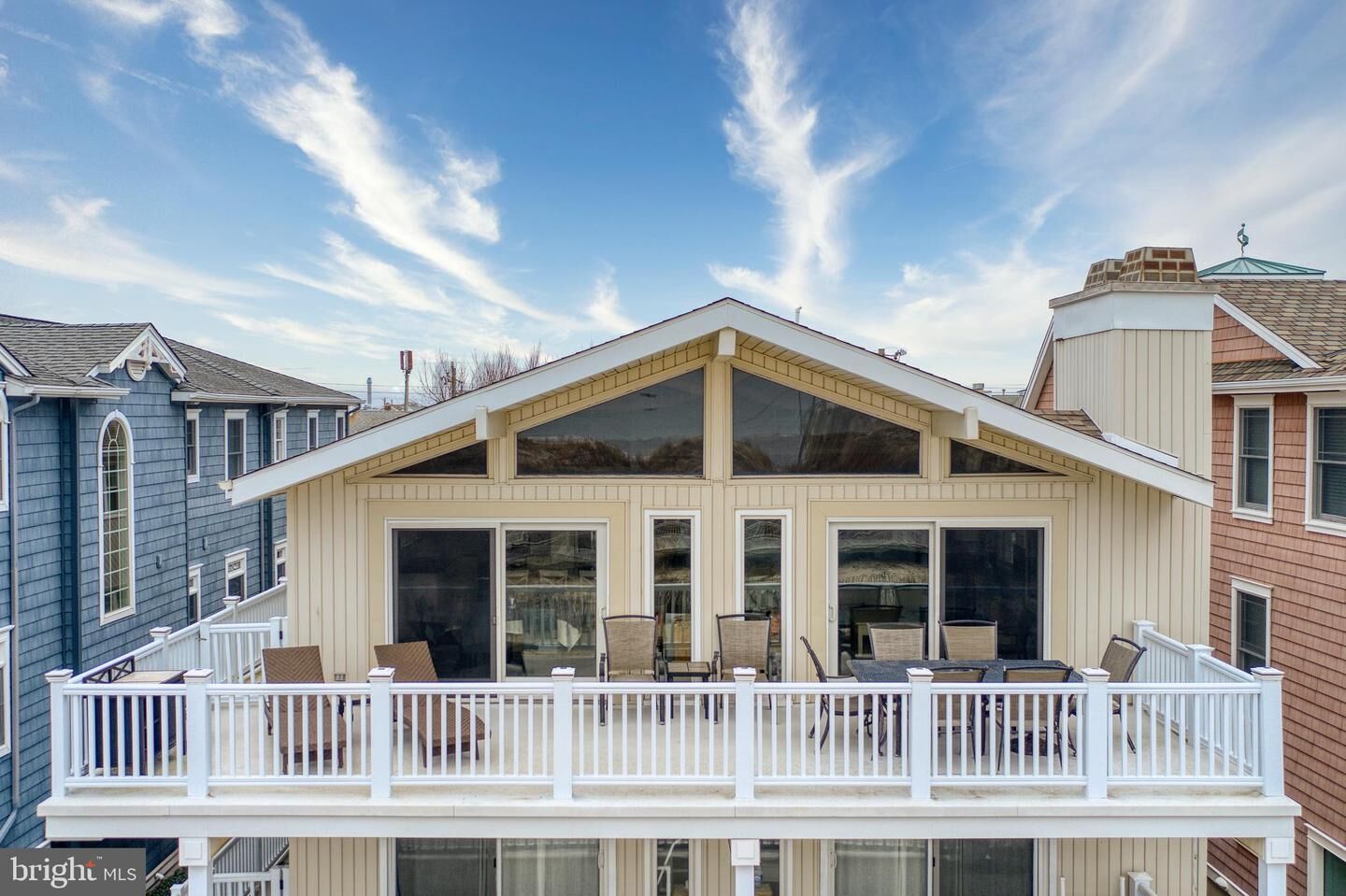 Property Photo:  1827 Wesley Avenue 2nd Floor  NJ 08226 