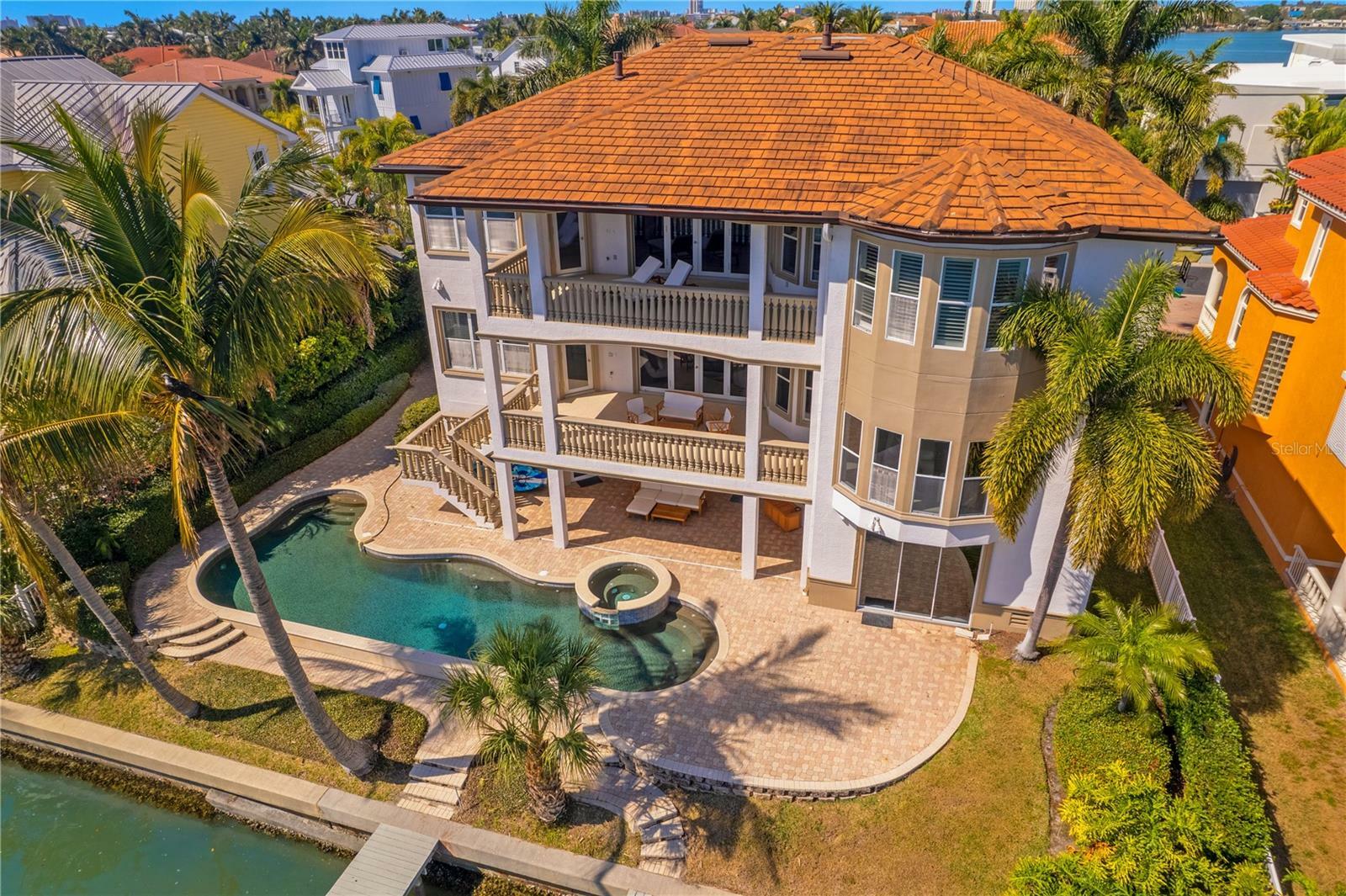 Property Photo: 2810 Kipps Colony Drive FL 33707