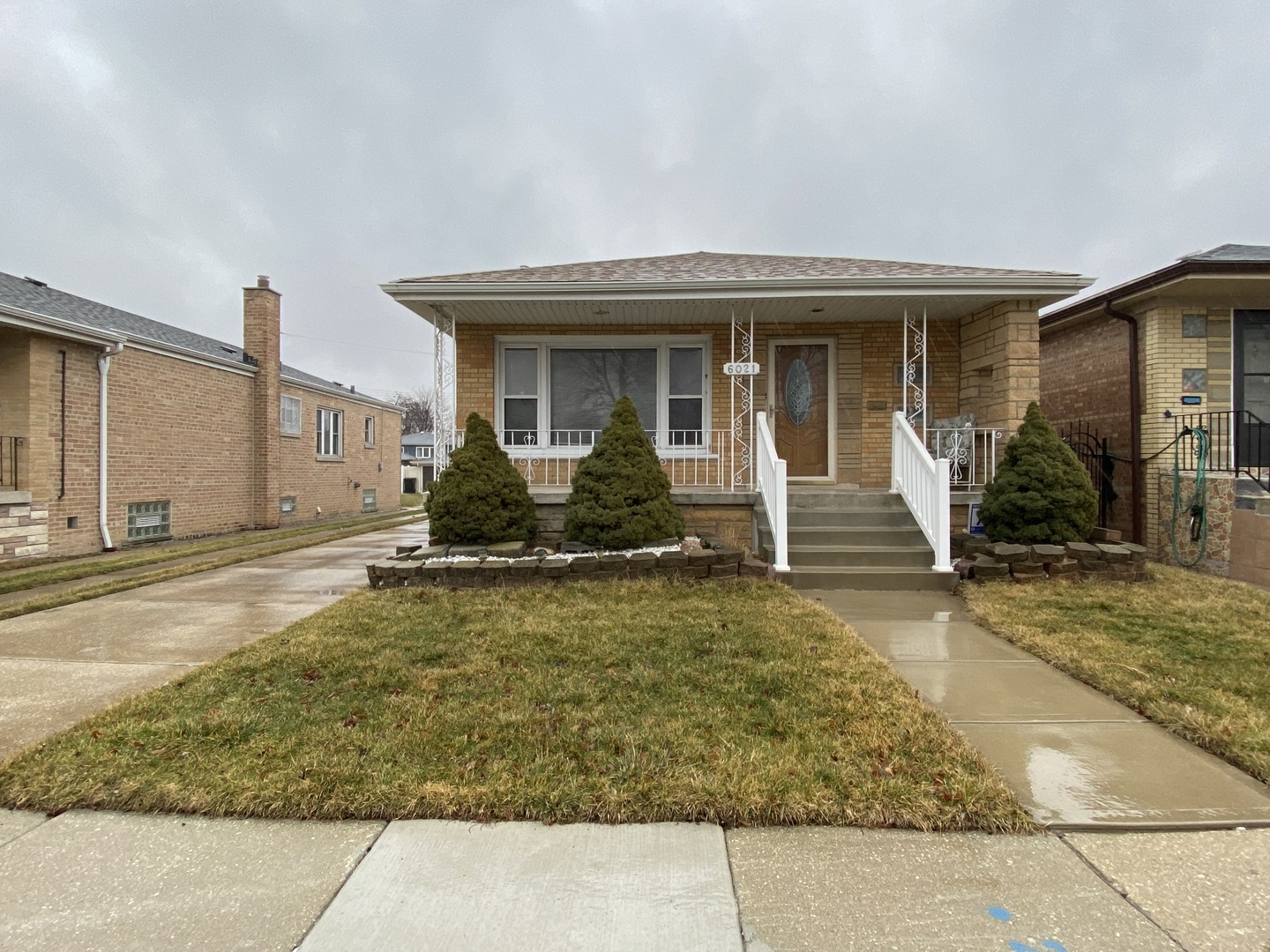 Property Photo:  6021 S Narragansett Avenue  IL 60638 