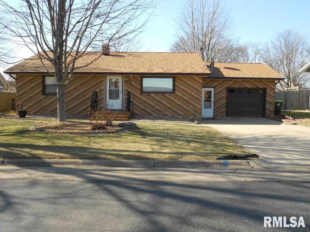 Property Photo: 903 N Church Street IL 61561