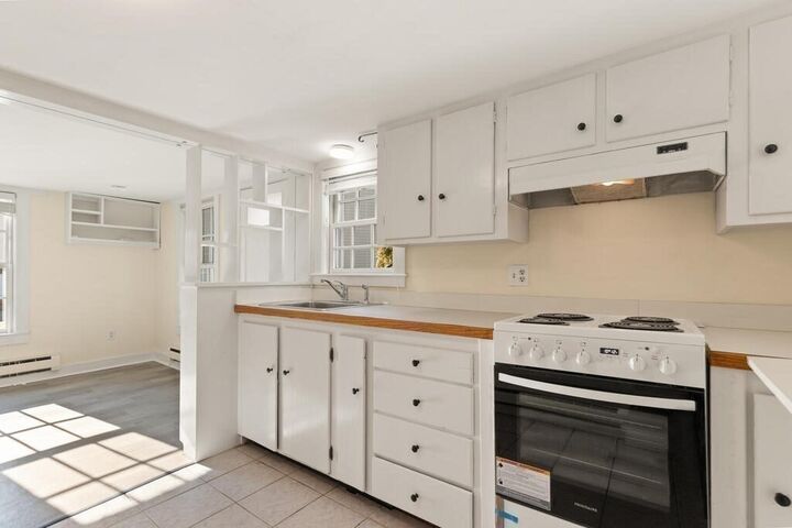 Property Photo:  2 Highland St 1  MA 01966 