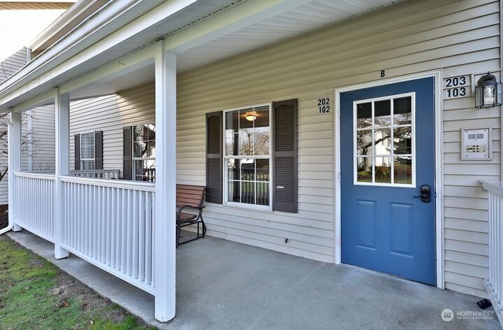 Property Photo:  544  Creekside Terrace 102  WA 98260 