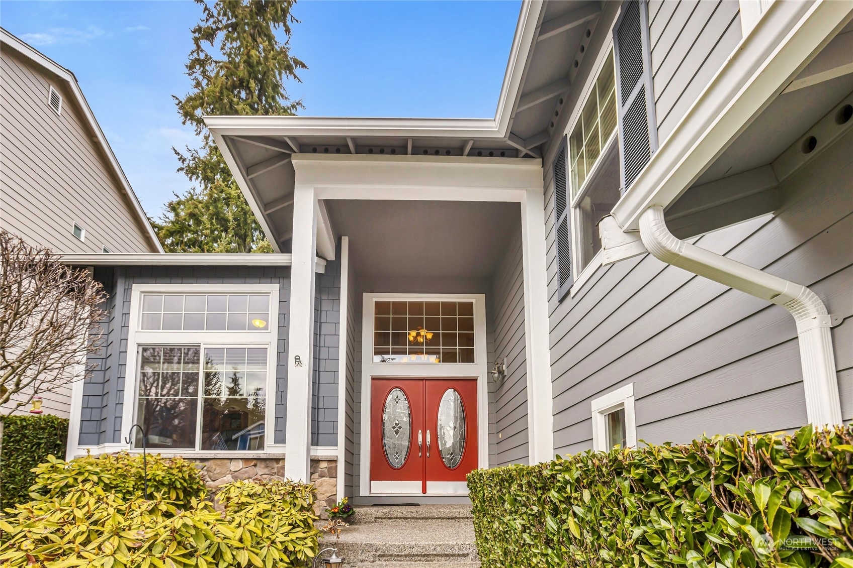 Property Photo:  217 150th Street SE  WA 98087 