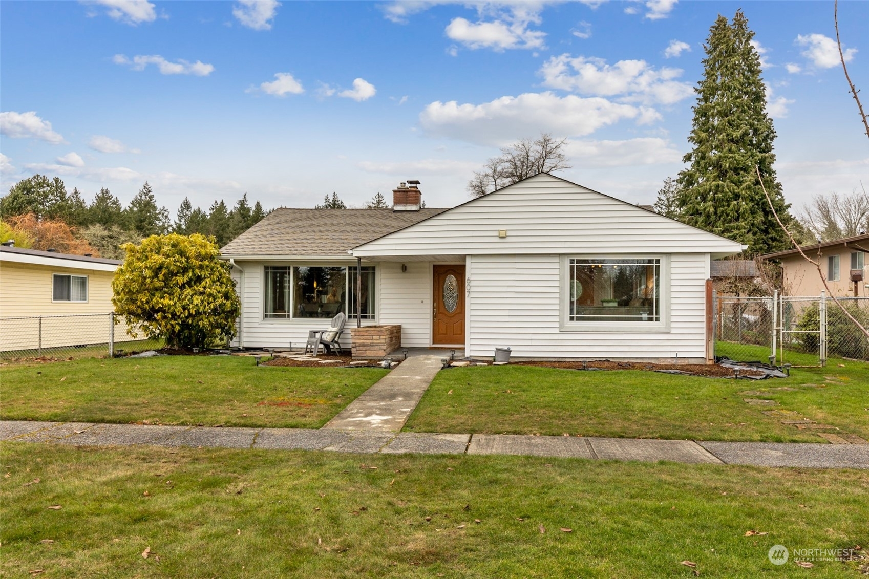 607 Louviers Avenue  Dupont WA 98327 photo