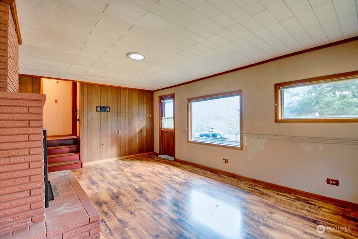 Property Photo:  11180 O Avenue  WA 98221 