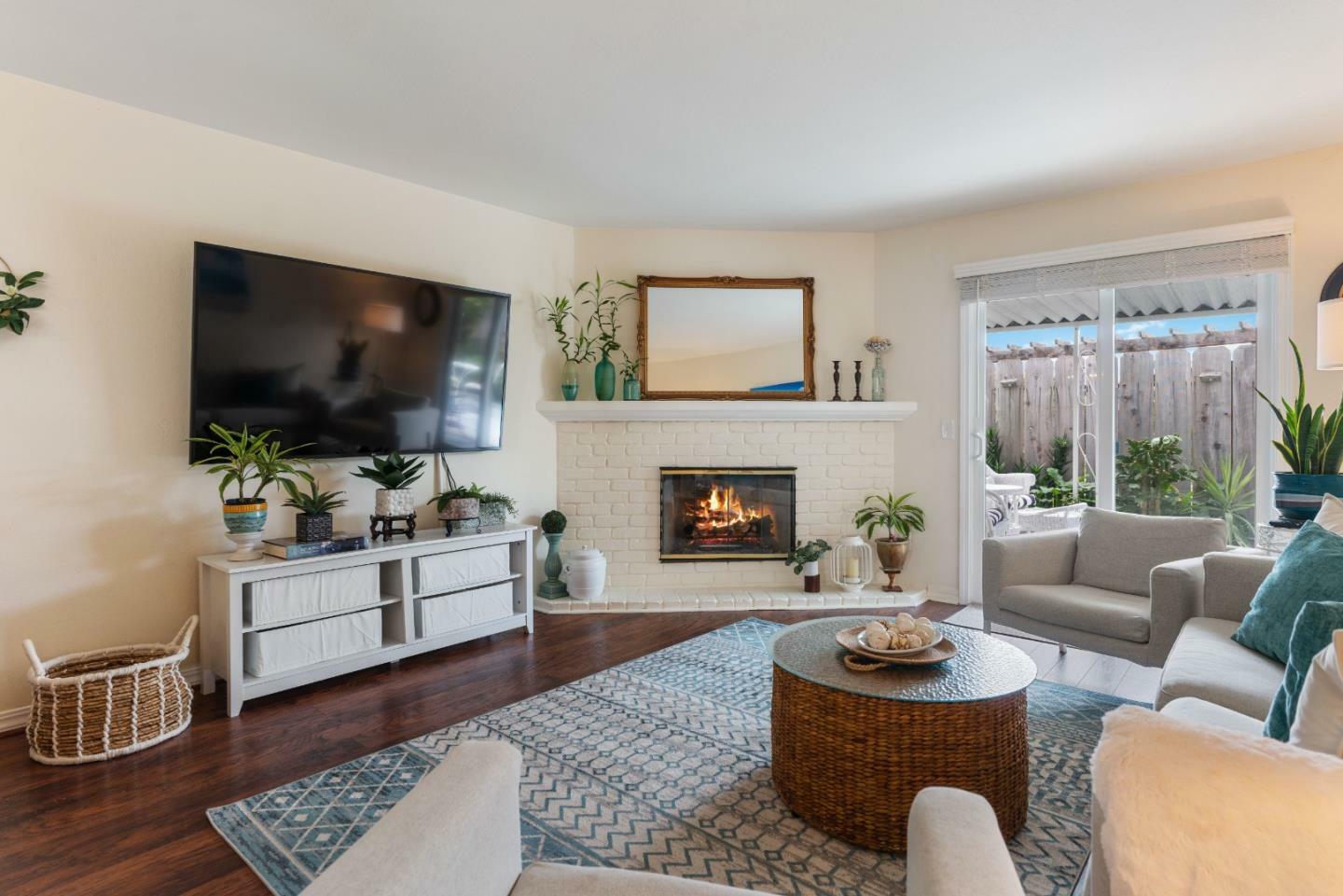 Property Photo: 499 Cloudview Drive CA 95076