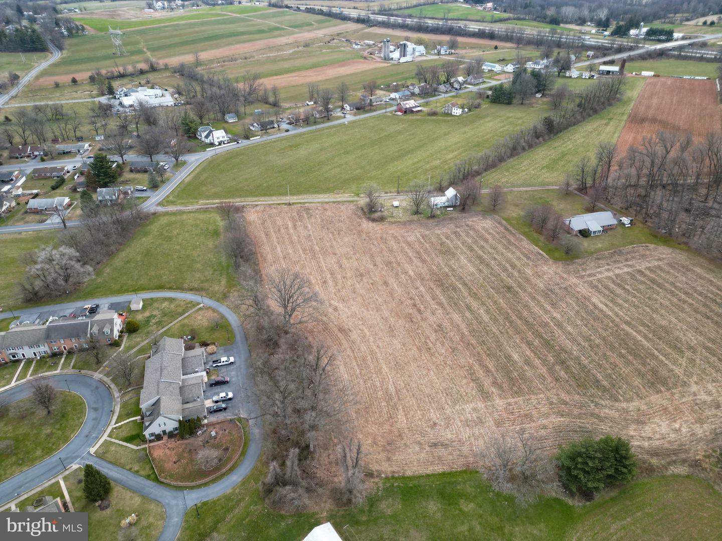 Property Photo:  2101 Kramer Mill Road  PA 17578 