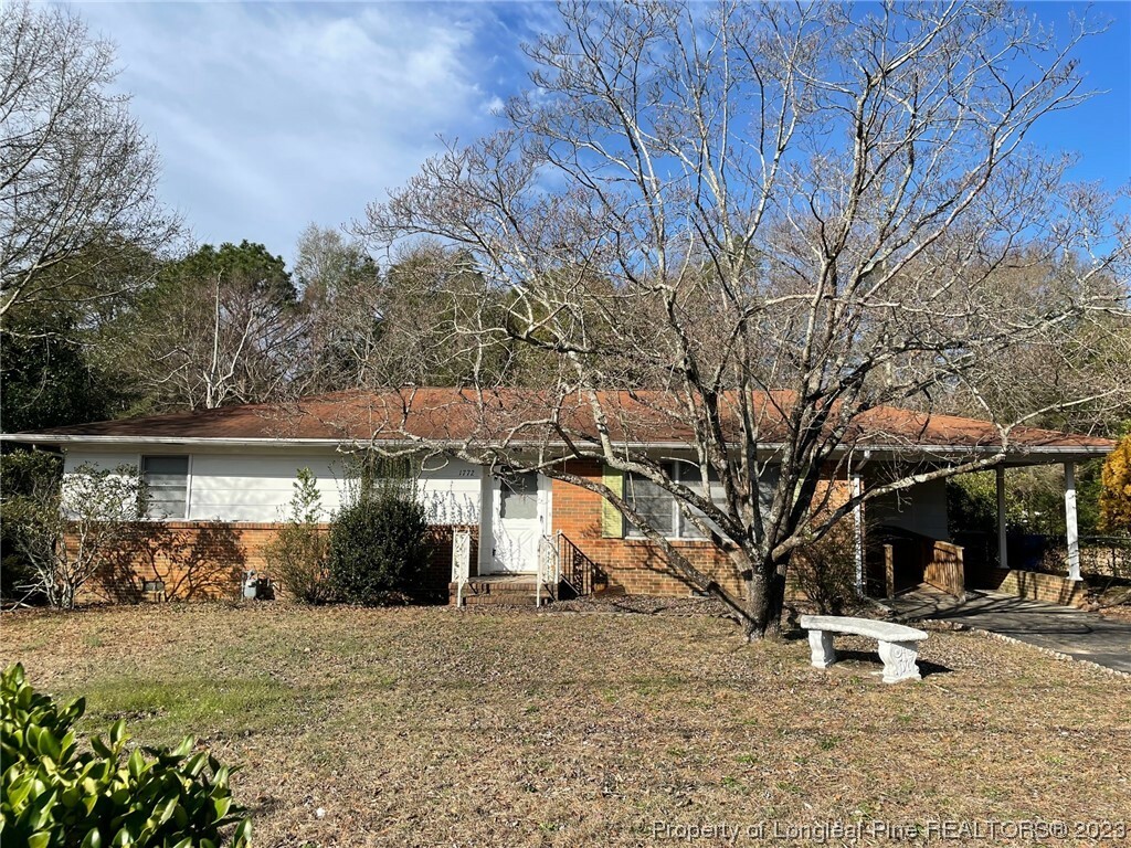 Property Photo:  1772 Flintshire Road  NC 28304 