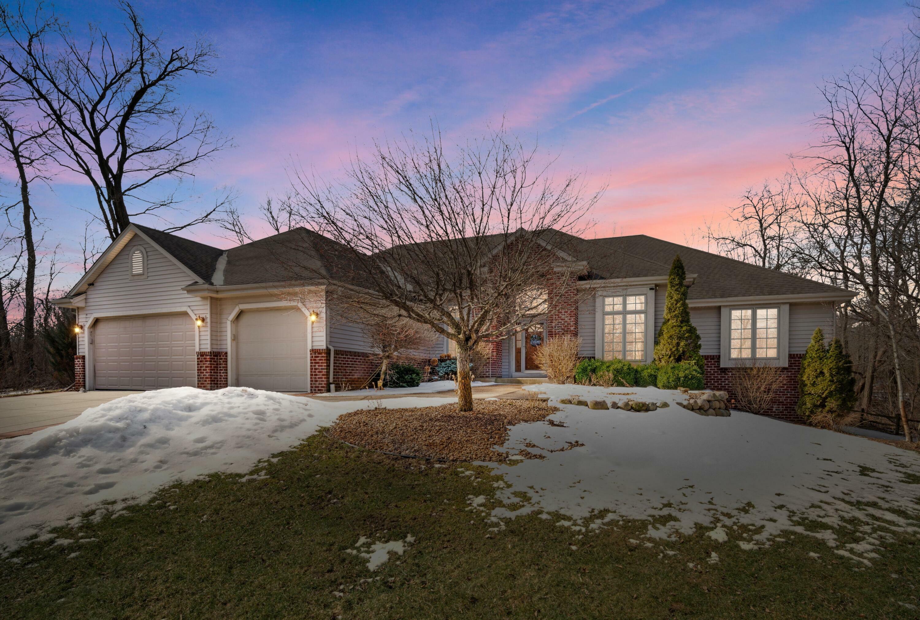 Property Photo: 30810 Camelback Mtn Rd WI 53105