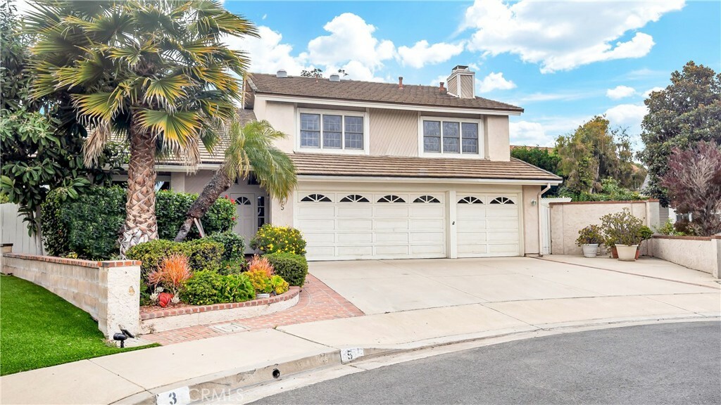 Property Photo: 5 Macon CA 92620