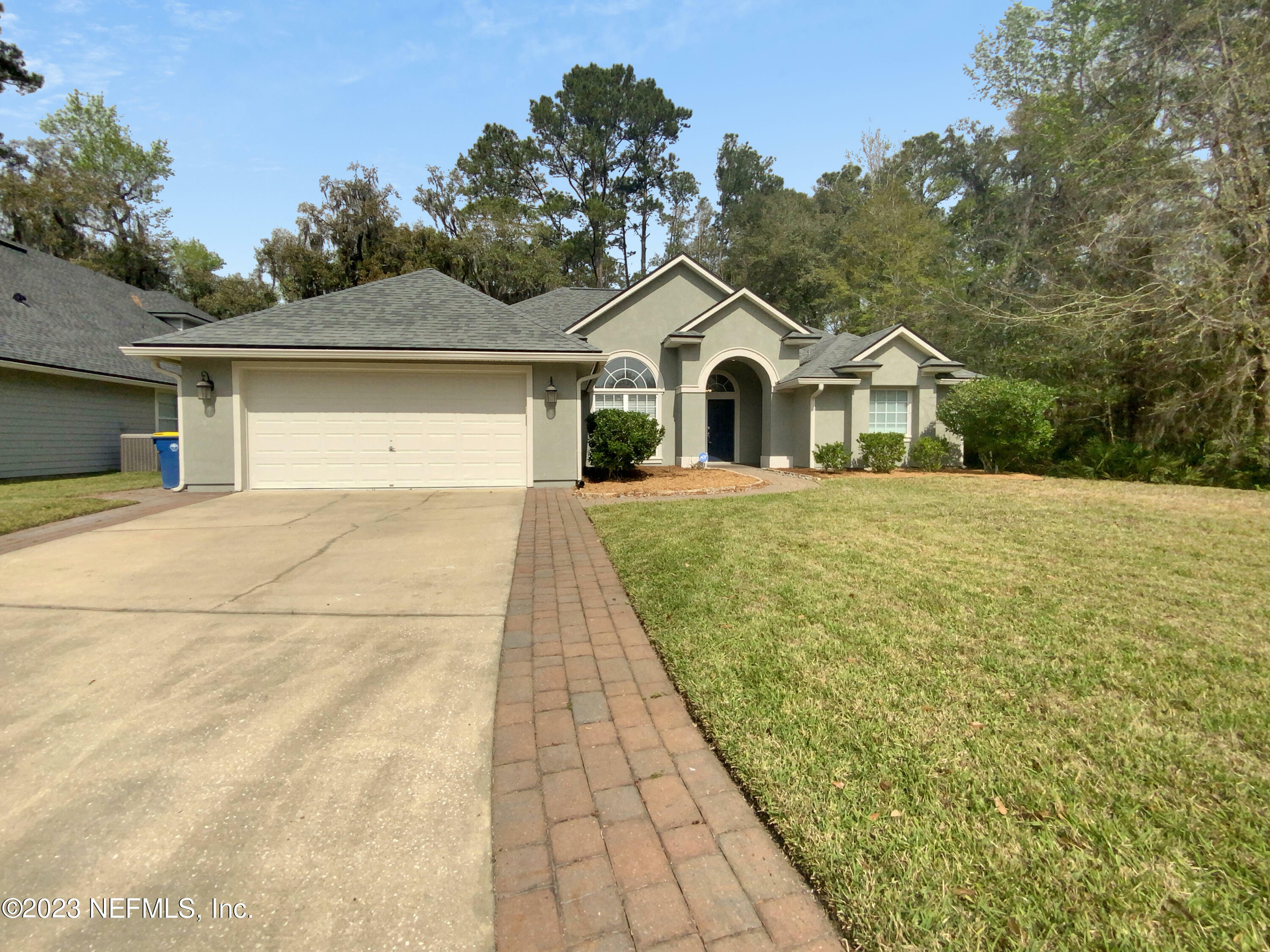 Property Photo:  473 Bridgeport Court  FL 32218 