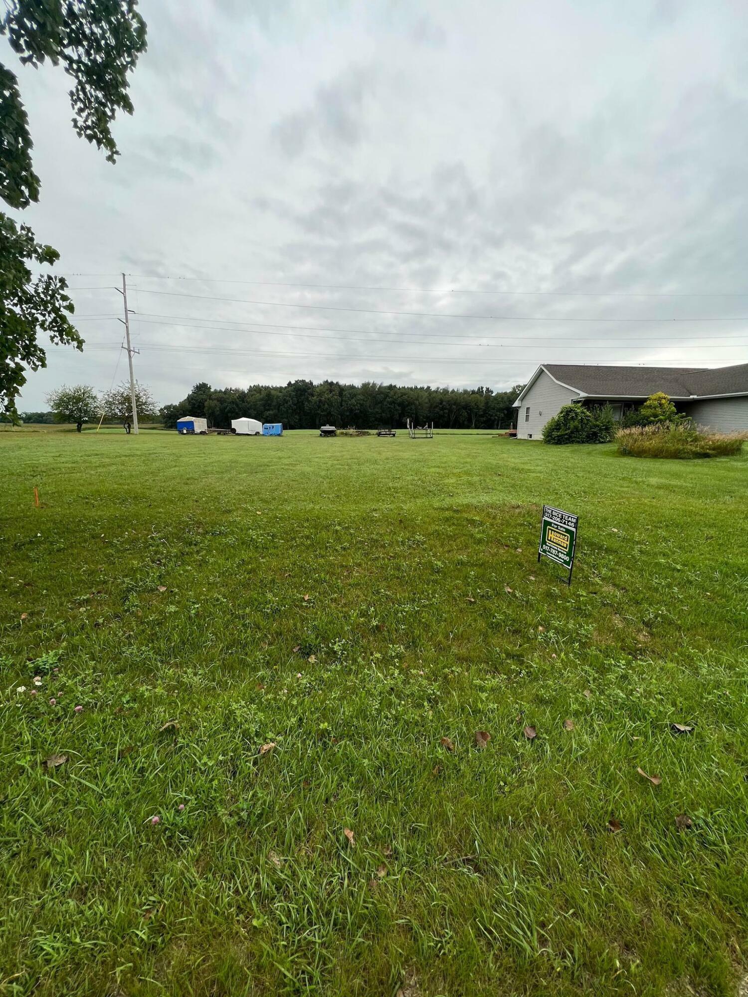 Property Photo: 14060 Northmoor Drive MI 49233