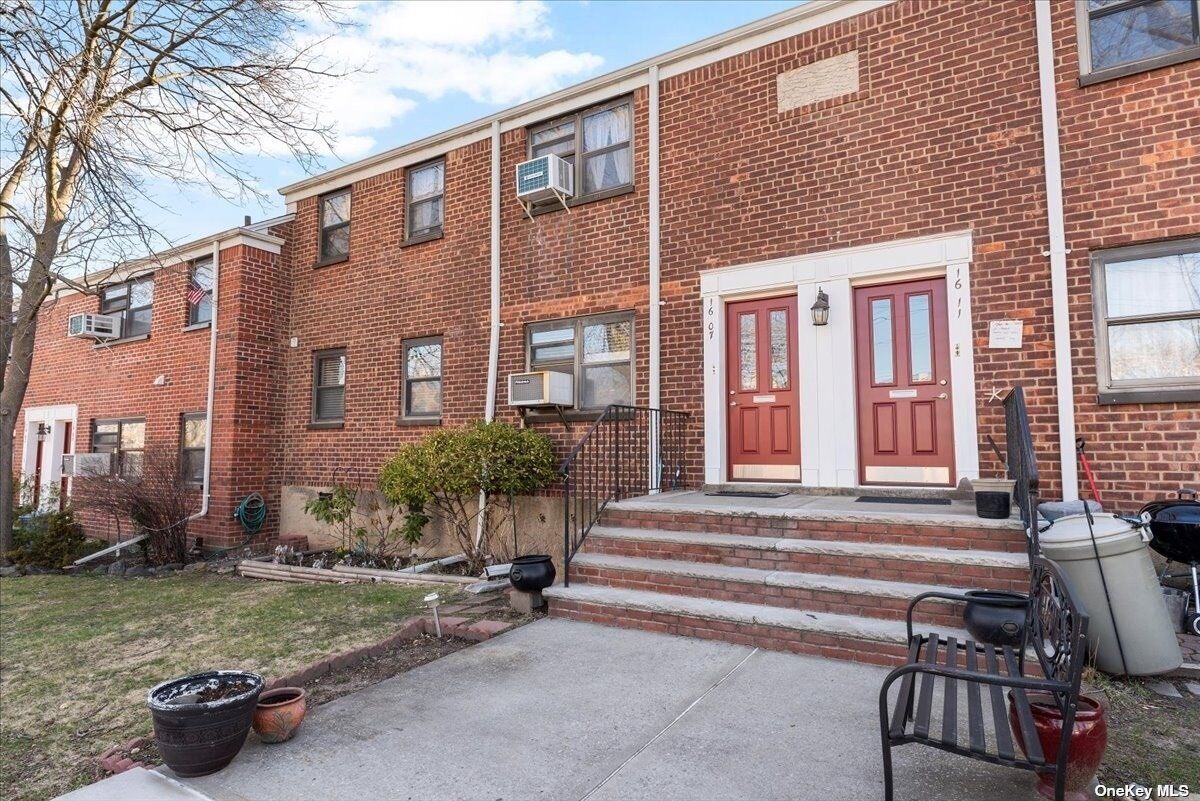 Property Photo: 16-07 Utopia Parkway 1 NY 11357