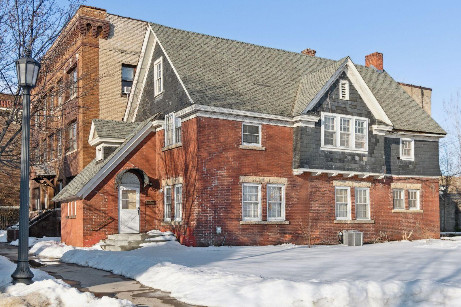 Property Photo: 2417 Fremont Avenue S MN 55405