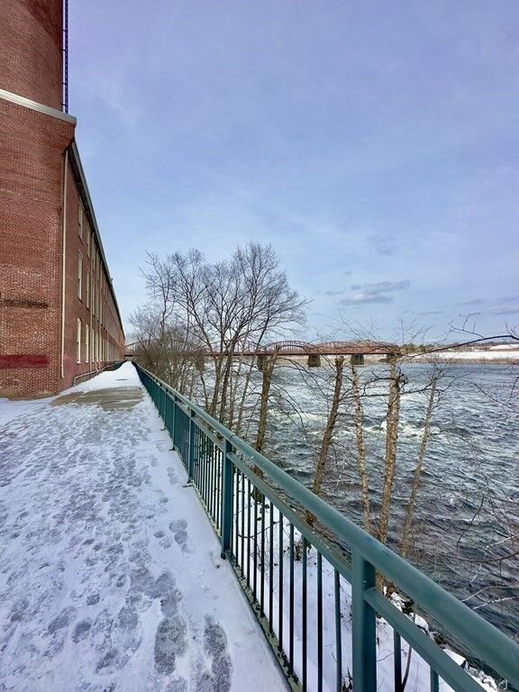 Property Photo:  35 Riverwalk Way 207  MA 01854 