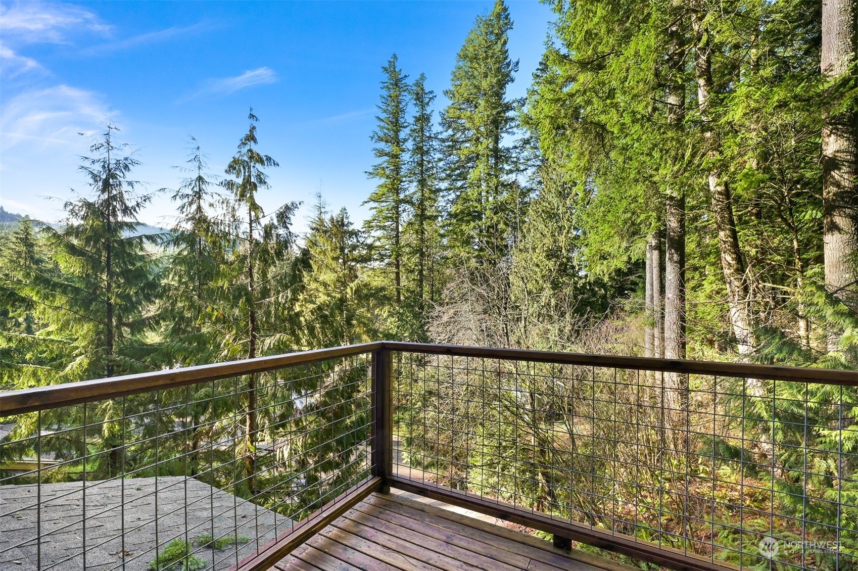 Property Photo:  5 Ravenwood Court  WA 98229 