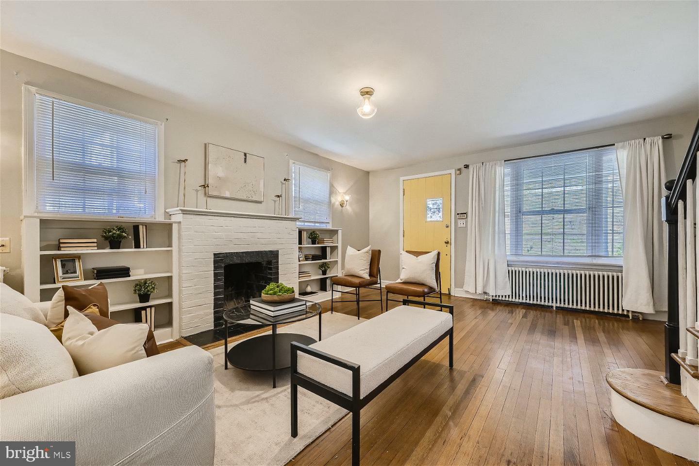 Property Photo: 1807 W Joppa Road MD 21204