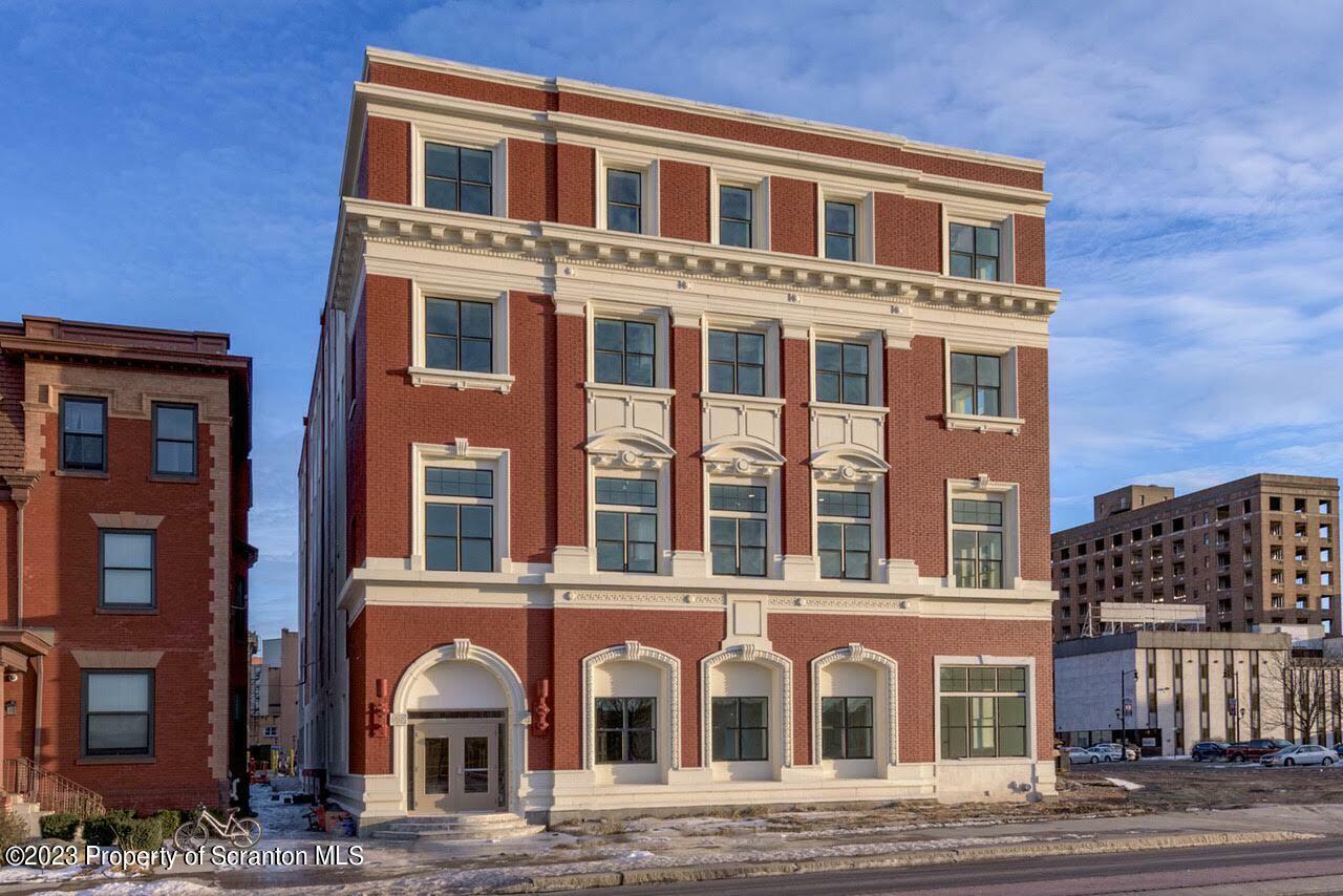Property Photo: 19 N River St PA 18702