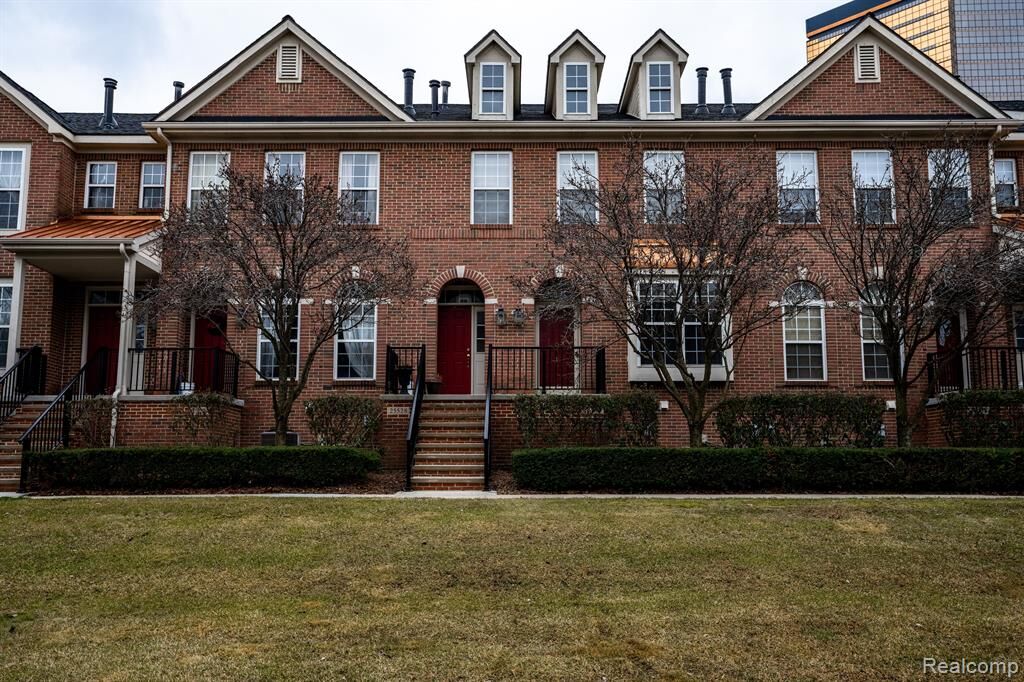 Property Photo:  25532 Saint James  MI 48075 1248 