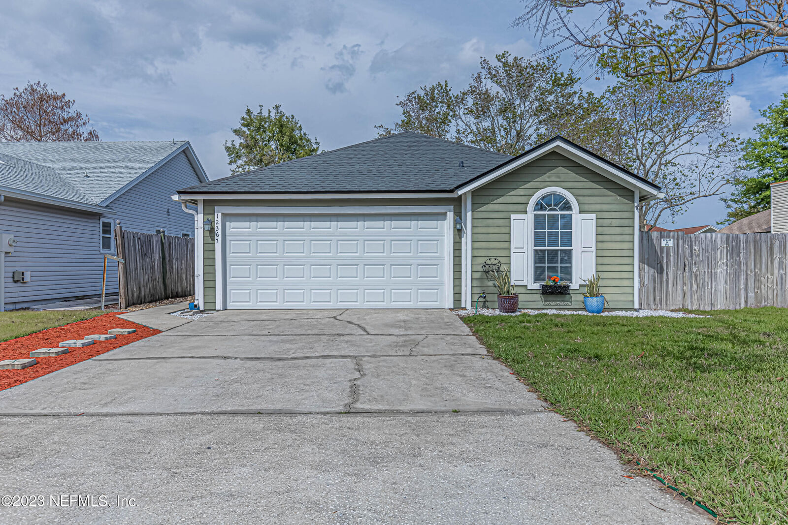 Property Photo: 12367 Silent Brook Trail N FL 32225