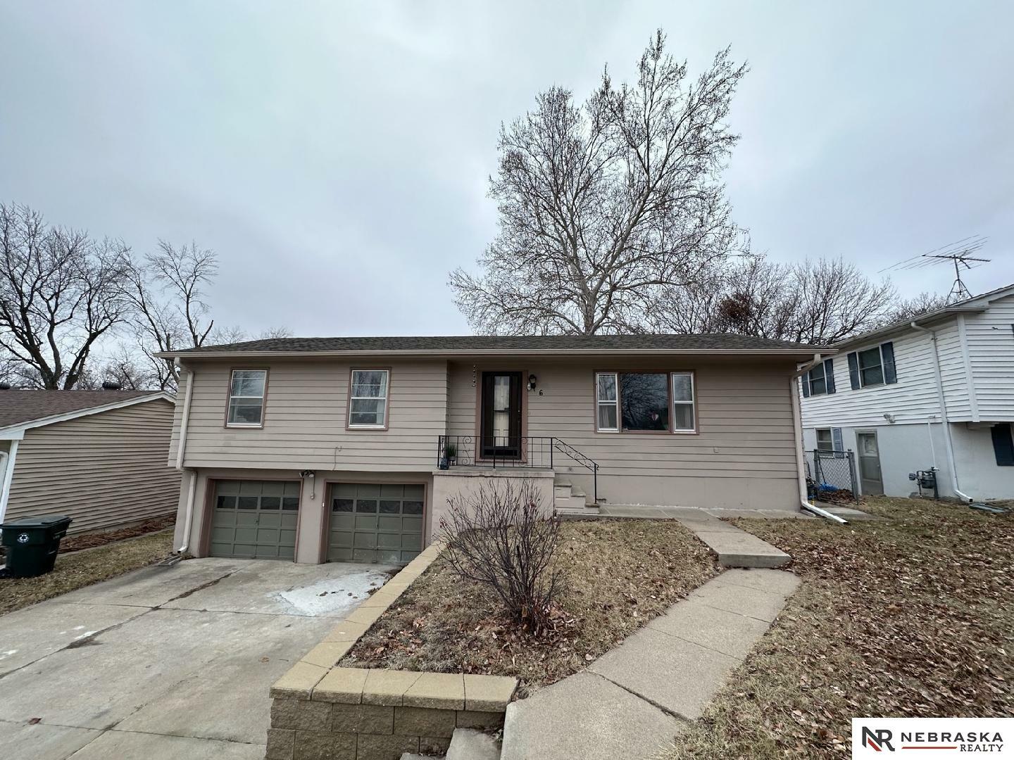 Property Photo:  6 Wenwood Court  IA 51503 