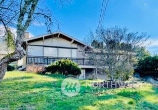 Property Photo:  18468 8th Avenue NE  WA 98370 