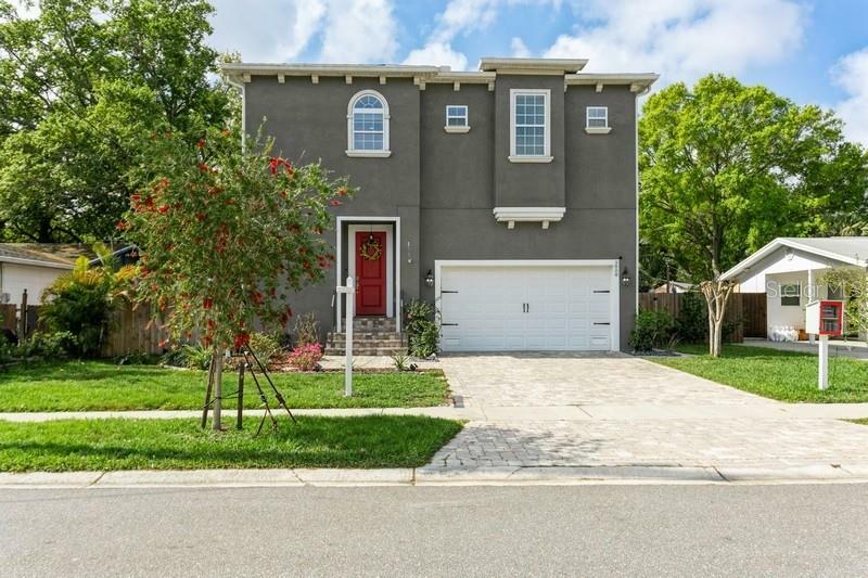 Property Photo:  2808 W Pearl Avenue  FL 33611 