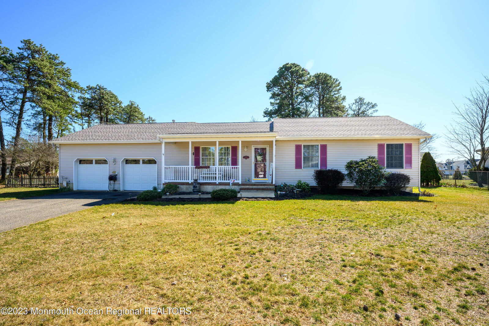 Property Photo:  527 Northern Boulevard  NJ 08721 