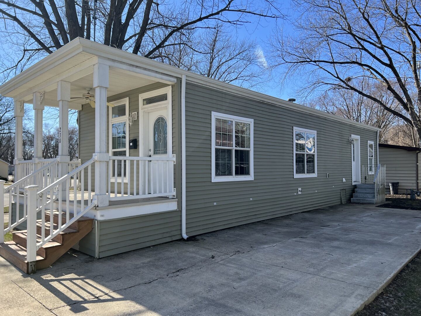 Property Photo: 230 Northshore Road IL 60123