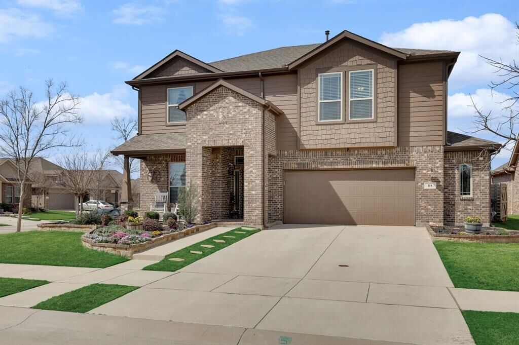 Property Photo:  51 Oakmont Drive  TX 76226 