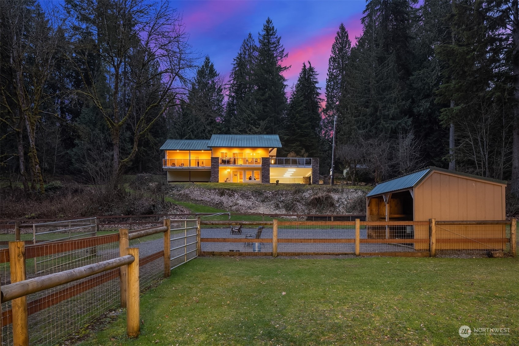 Property Photo:  1722 264th Avenue NE  WA 98053 