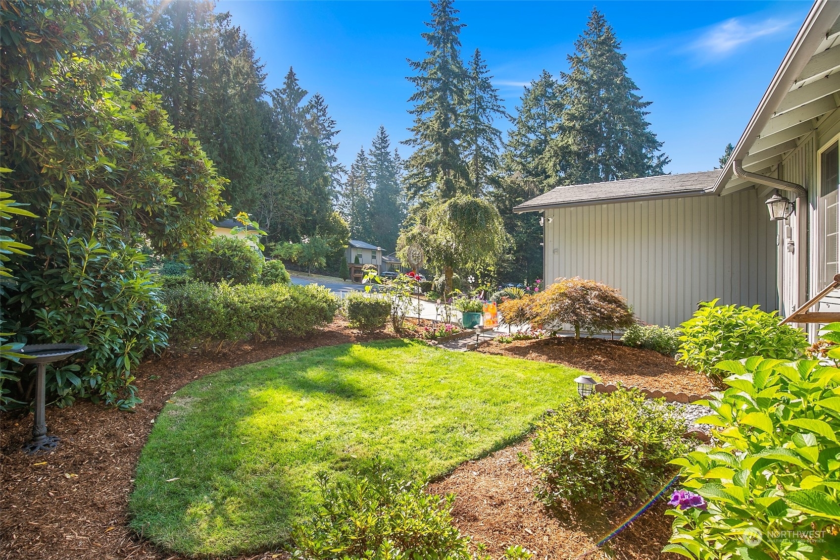 Property Photo:  12116 NE 68th Place  WA 98033 