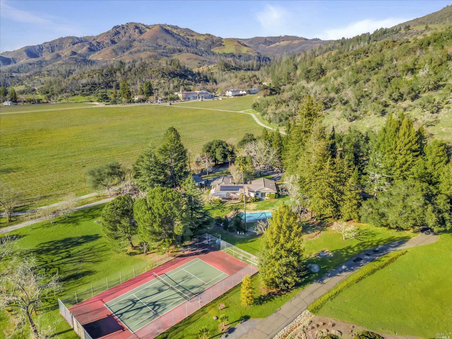 Property Photo: 898 Saint Jean Court CA 95452
