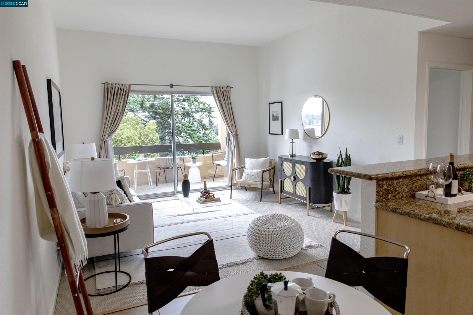Property Photo:  466 Crescent St 324  CA 94610 