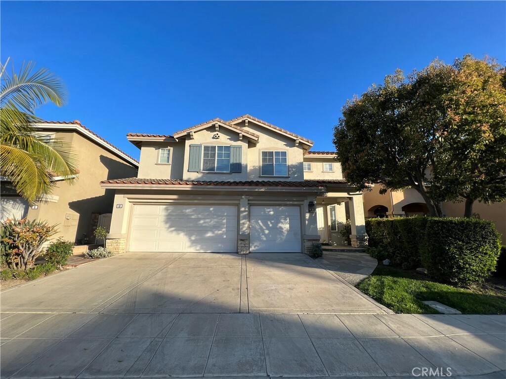 Property Photo:  10 Foxcrest  CA 92620 