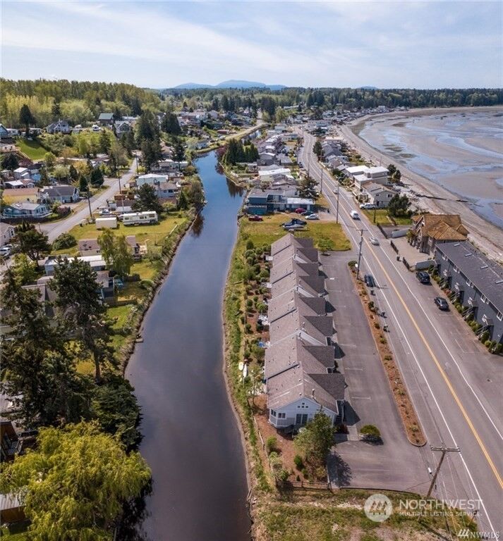 Property Photo:  7578 Birch Bay Drive 6  WA 98230 