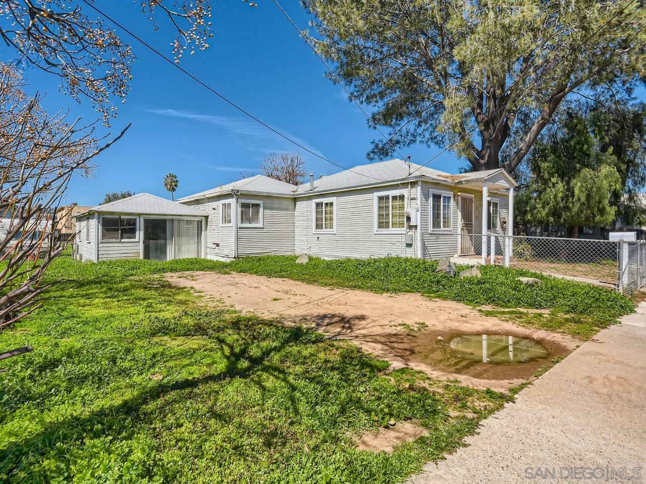 Property Photo:  338 S Sunshine Ave  CA 92020 